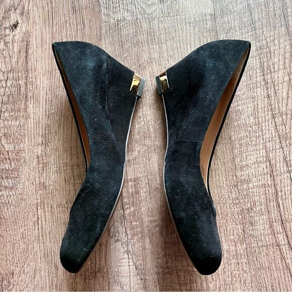 Tory Burch Black suede leather round toe pumps size 8 Elegant Design - Picture 2 of 7